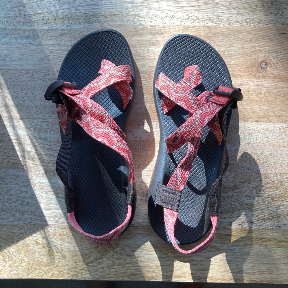 NWOT - Chaco Z2 Yampa In Beaded Rose